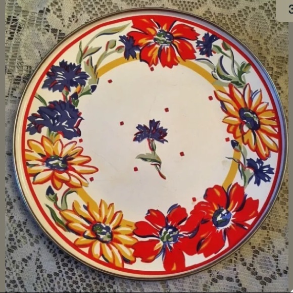 4 Neiman Enamel 9" Diameter Dinner Plates - Picture 3 of 8